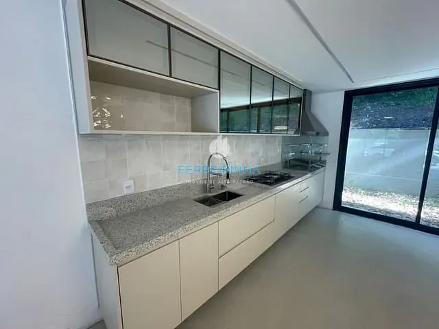 Casa com 110m² 3 quartos e 2 banheiros, à venda, no bairro Urbanova em São José dos Campos