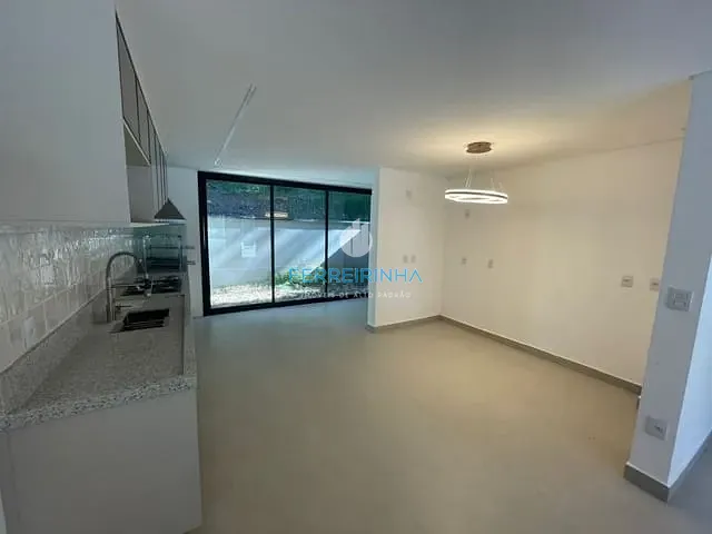 Casa com 110m² 3 quartos e 2 banheiros, à venda, no bairro Urbanova em São José dos Campos