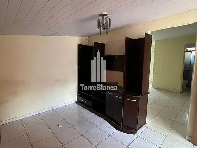 Casa com 275m² 3 quartos e 2 banheiros, à venda, no bairro Colônia Dona Luiza em Ponta Grossa