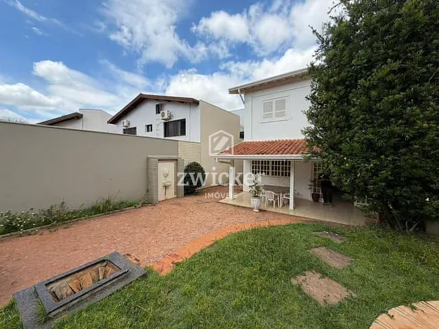 Casa com 560m² 4 quartos e 7 banheiros, à venda, no bairro Samambaia Parque Residencial em Bauru