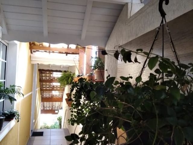 Casa com 125m² 3 quartos e 1 banheiro, à venda, no bairro Jardim Rio das Pedras em Cotia