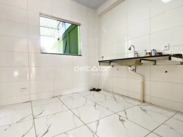 Casa 2 quartos e 4 banheiros, para alugar, no bairro Ouro Preto em Belo Horizonte