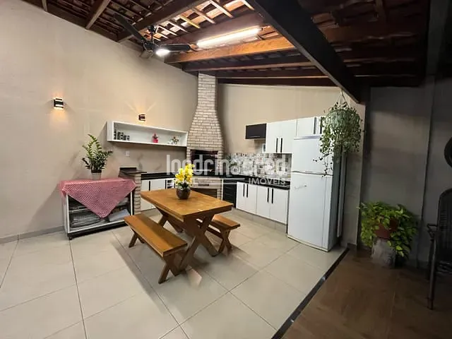Casa com 202m² 3 quartos e 3 banheiros, à venda, no bairro RESIDENCIAL SOL DA MANHÃ em Londrina