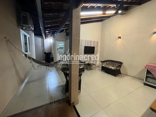 Casa com 202m² 3 quartos e 3 banheiros, à venda, no bairro RESIDENCIAL SOL DA MANHÃ em Londrina