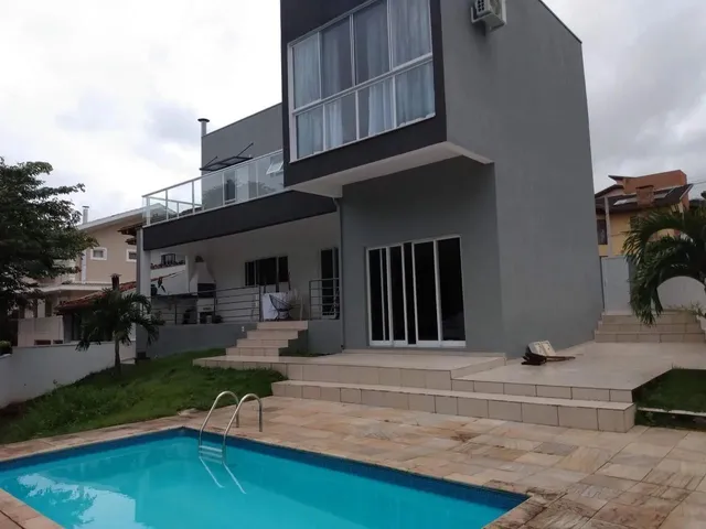 Casa com 564m² 3 quartos e 3 banheiros, à venda ou para alugar, no bairro Urbanova em São José Dos Campos