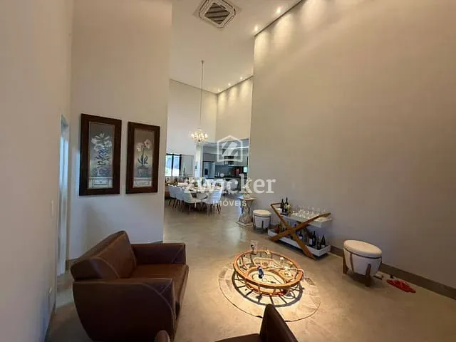 Casa 3 quartos e 5 banheiros, à venda, no bairro Residencial Villa Dumont II em Bauru