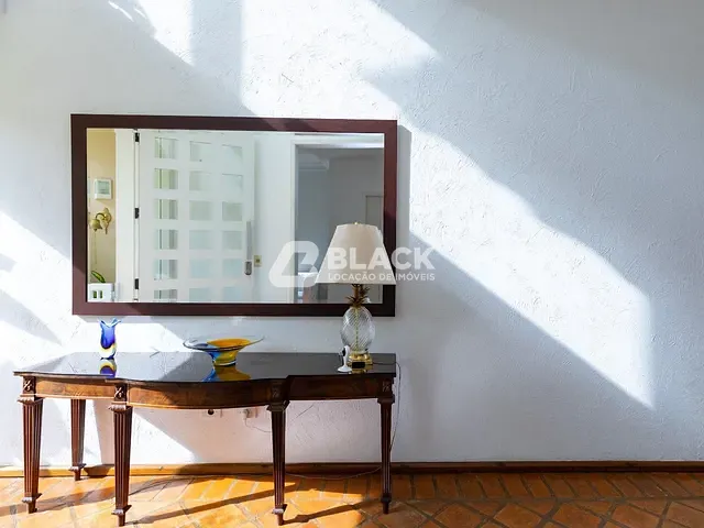 Casa com 393m² 5 quartos e 6 banheiros, para alugar, no bairro Tabatinga em Caraguatatuba
