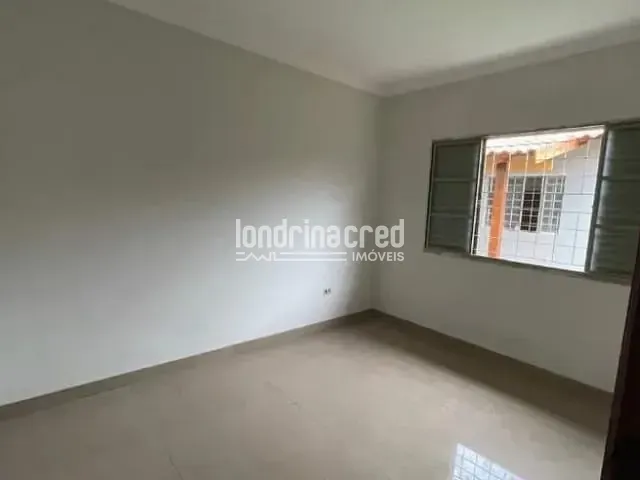 Casa 3 quartos e 3 banheiros, à venda, no bairro Jardim Pequena Londres em Londrina