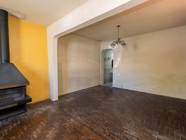 Casa com 164m² 3 quartos e 2 banheiros, para alugar, no bairro Centro em Pelotas