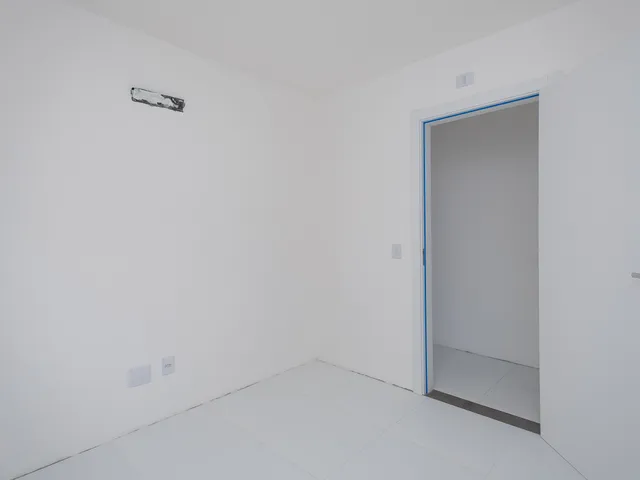 Casa com 164m² 3 quartos e 2 banheiros, para alugar, no bairro Centro em Pelotas