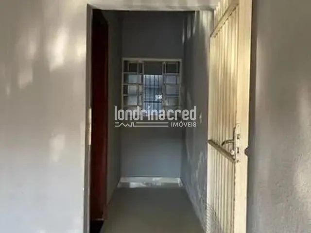 Casa 2 quartos e 1 banheiro, à venda, no bairro Jardim Planalto em Londrina