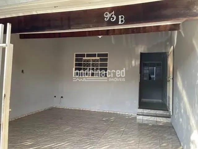 Casa 2 quartos e 1 banheiro, à venda, no bairro Jardim Planalto em Londrina