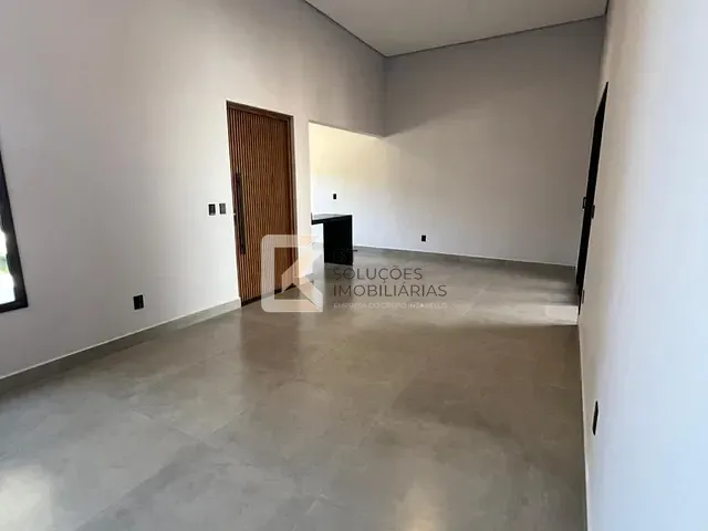 Casa com 203m² 3 quartos e 2 banheiros, à venda, no bairro Vila Rubens em Indaiatuba
