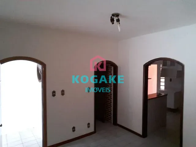 Casa com 125m² 2 quartos e 2 banheiros, para alugar, no bairro Jardim das Indústrias em São José dos Campos