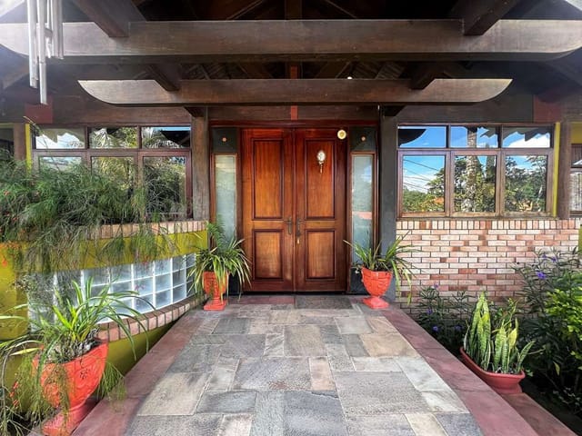 Casa com 3782m² 5 quartos e 9 banheiros, à venda, no bairro Jardim Mediterrâneo em Cotia