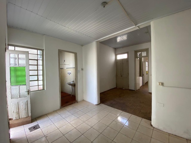 Casa com 117m², à venda, no bairro Centro em Pelotas