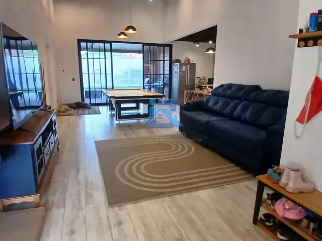 Casa com 525m² 4 quartos e 3 banheiros, à venda, no bairro Residencial Cambarah - Jarinu em Jarinu