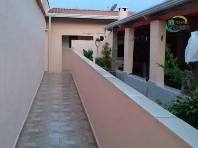 Casa com 250m² 2 quartos e 1 banheiro, à venda, no bairro Parque Fazendinha em Campinas