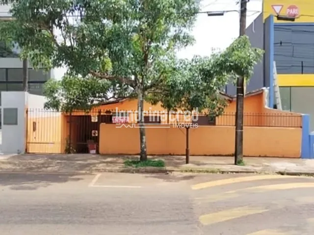 Casa com 200m² 3 quartos e 1 banheiro, à venda, no bairro Conjunto Vivi Xavier em Londrina