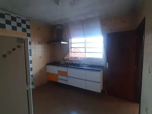 Casa com 250m² 2 quartos e 1 banheiro, à venda, no bairro Jardim Camila em Mauá