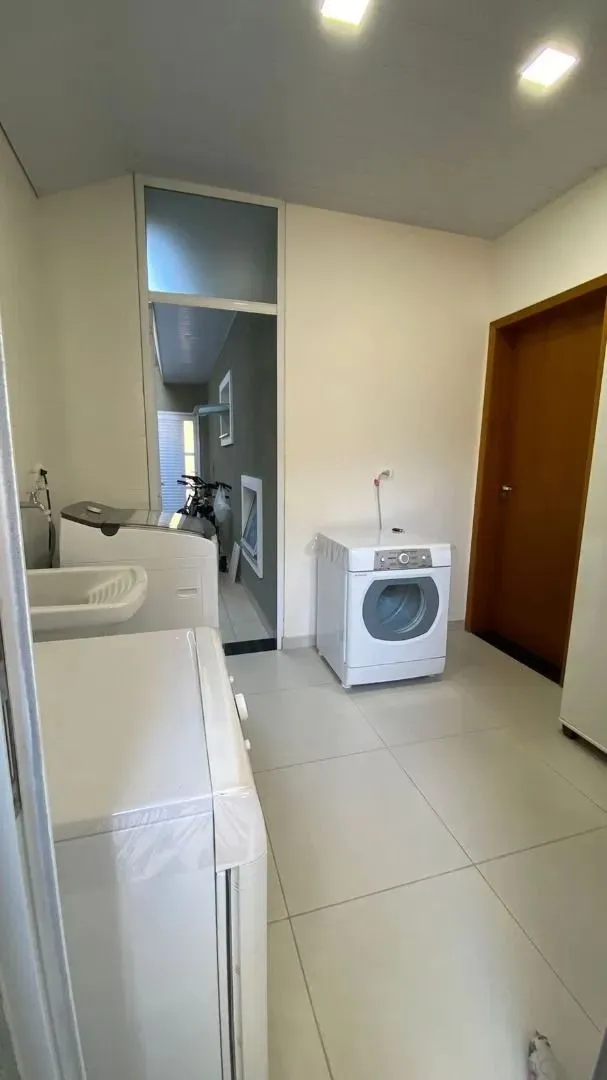 Casa, 4 quartos, 247 m² - Foto 13