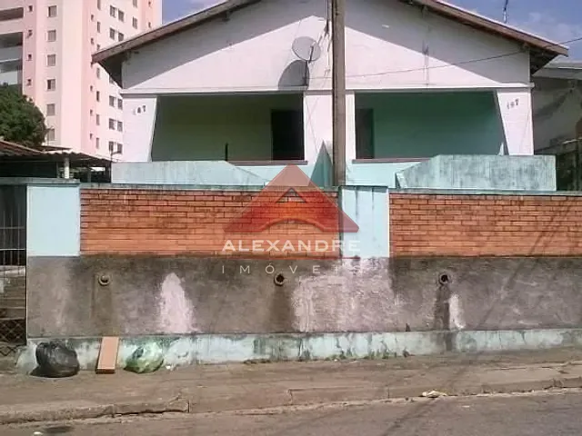 Casa com 698m² 5 quartos e 2 banheiros, à venda, no bairro Jardim Paulista em São José dos Campos