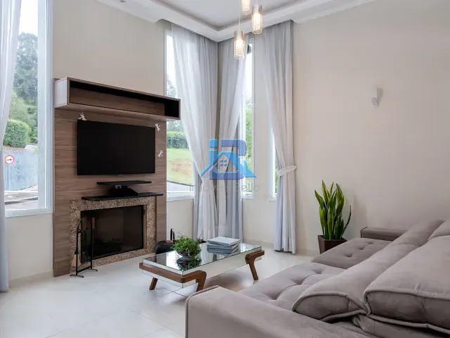 Casa com 458m² 3 quartos e 3 banheiros, à venda, no bairro Loteamento Itatiba Country Club em Itatiba