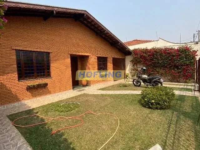 Casa com 528m² 3 quartos e 3 banheiros, à venda, no bairro Vila Operária em Rio Claro