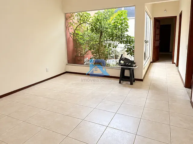 Casa com 250m² 3 quartos e 3 banheiros, para alugar, no bairro Recanto do Parque em Itatiba
