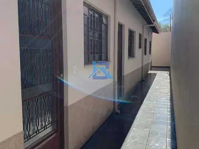 Casa 3 quartos e 1 banheiro, à venda, no bairro Jardim Arizona em Itatiba