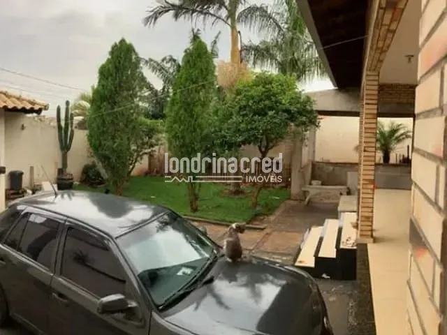 Casa com 330m² 3 quartos e 3 banheiros, à venda, no bairro Jardim Bela Suiça em Cambé