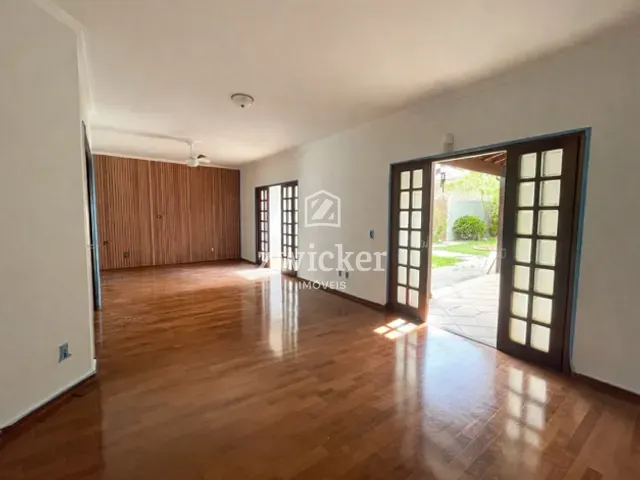 Casa com 400m² 5 quartos e 4 banheiros, à venda, no bairro Parque Jardim Europa em Bauru