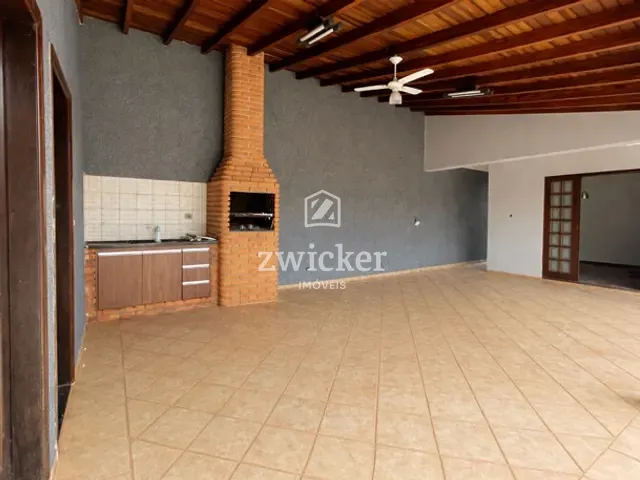 Casa com 400m² 5 quartos e 4 banheiros, à venda, no bairro Parque Jardim Europa em Bauru