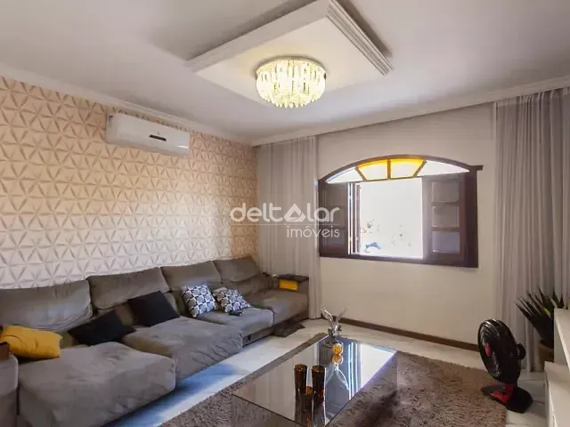 Casa com 540m² 4 quartos e 4 banheiros, à venda, no bairro Céu Azul em Belo Horizonte