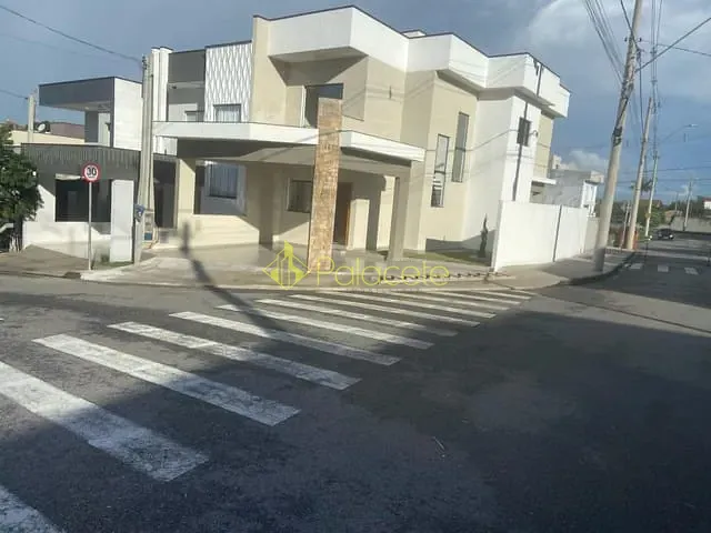 Casa 3 quartos e 3 banheiros, à venda, no bairro Morada dos Nobres em Taubaté