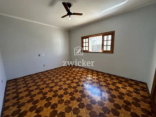 Casa com 375m² 3 quartos e 5 banheiros, à venda, no bairro Parque União em Bauru