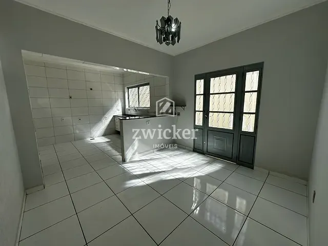Casa com 375m² 3 quartos e 5 banheiros, à venda, no bairro Parque União em Bauru