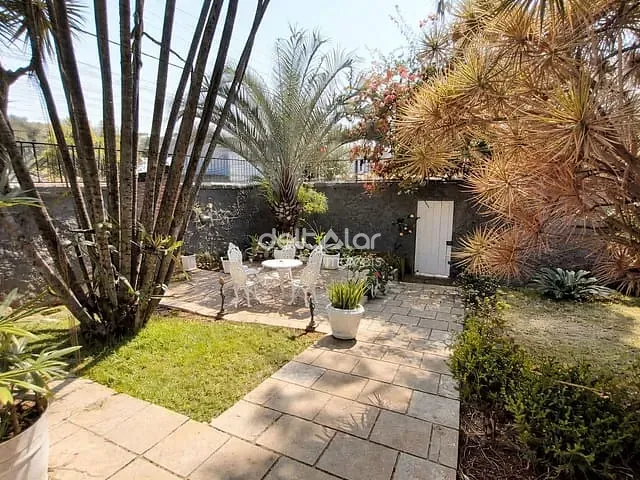 Casa com 540m² 5 quartos e 3 banheiros, para alugar, no bairro Pampulha em Belo Horizonte