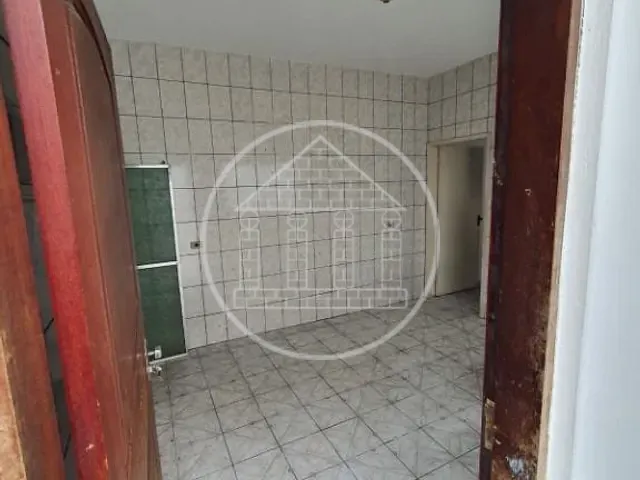 Casa com 250m² 4 quartos e 4 banheiros, à venda, no bairro Parque Cocaia em São Paulo