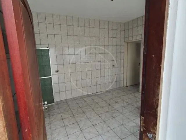 Casa com 250m² 4 quartos e 4 banheiros, à venda, no bairro Parque Cocaia em São Paulo