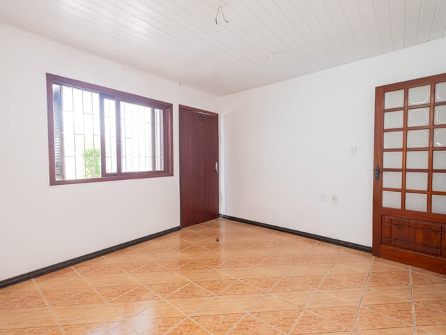 Casa 2 quartos e 2 banheiros, à venda, no bairro São Gonçalo em Pelotas