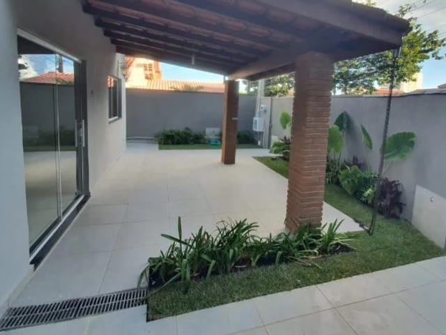 Casa com 250m² 3 quartos e 2 banheiros, à venda, no bairro Urbanova em São José dos Campos