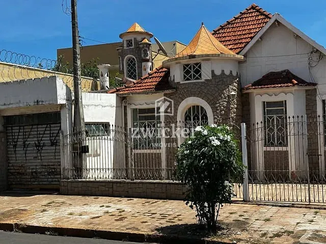 Casa com 324m² 4 quartos e 2 banheiros, à venda ou para alugar, no bairro Jardim Estoril em Bauru