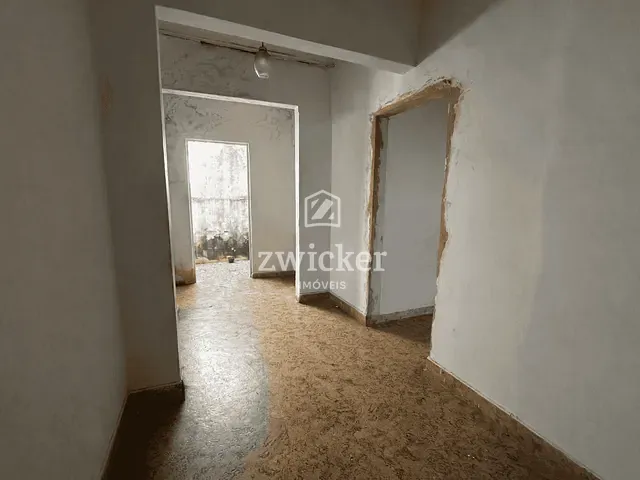 Casa com 324m² 4 quartos e 2 banheiros, à venda ou para alugar, no bairro Jardim Estoril em Bauru