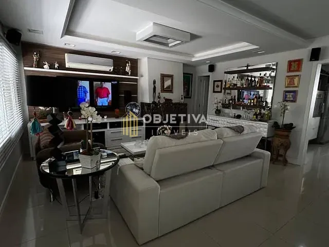 Casa 3 quartos e 4 banheiros, à venda, no bairro Sarandi em Porto Alegre