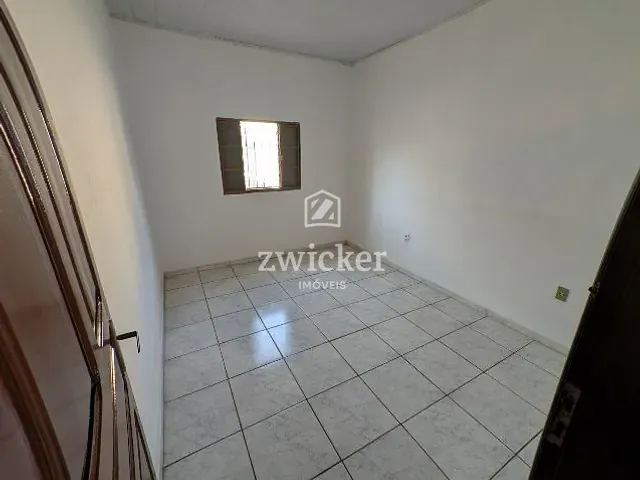 Casa 1 quarto e 1 banheiro, à venda, no bairro Vila Antártica em Bauru
