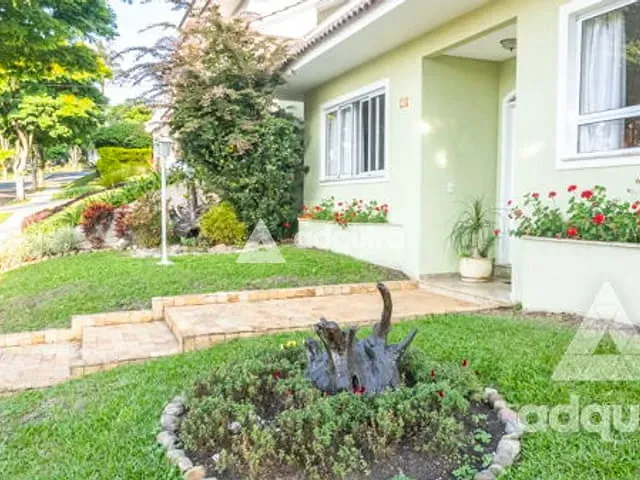 Casa com 518m² 3 quartos e 5 banheiros, à venda, no bairro Orfãs em Ponta Grossa