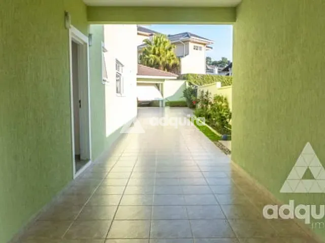 Casa com 518m² 3 quartos e 5 banheiros, à venda, no bairro Orfãs em Ponta Grossa