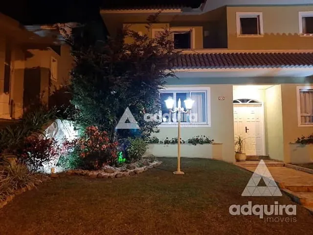 Casa com 518m² 3 quartos e 5 banheiros, à venda, no bairro Orfãs em Ponta Grossa