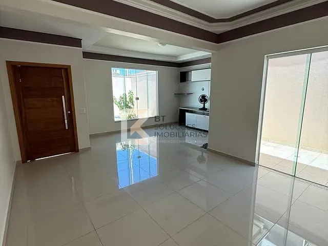 Casa com 300m² 3 quartos e 3 banheiros, à venda, no bairro Jardim Esplanada II em Indaiatuba